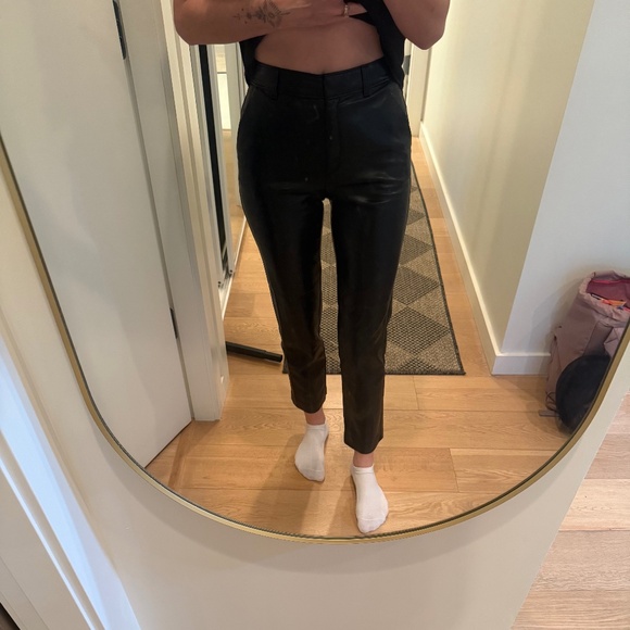 Black leather pants - Picture 1 of 3